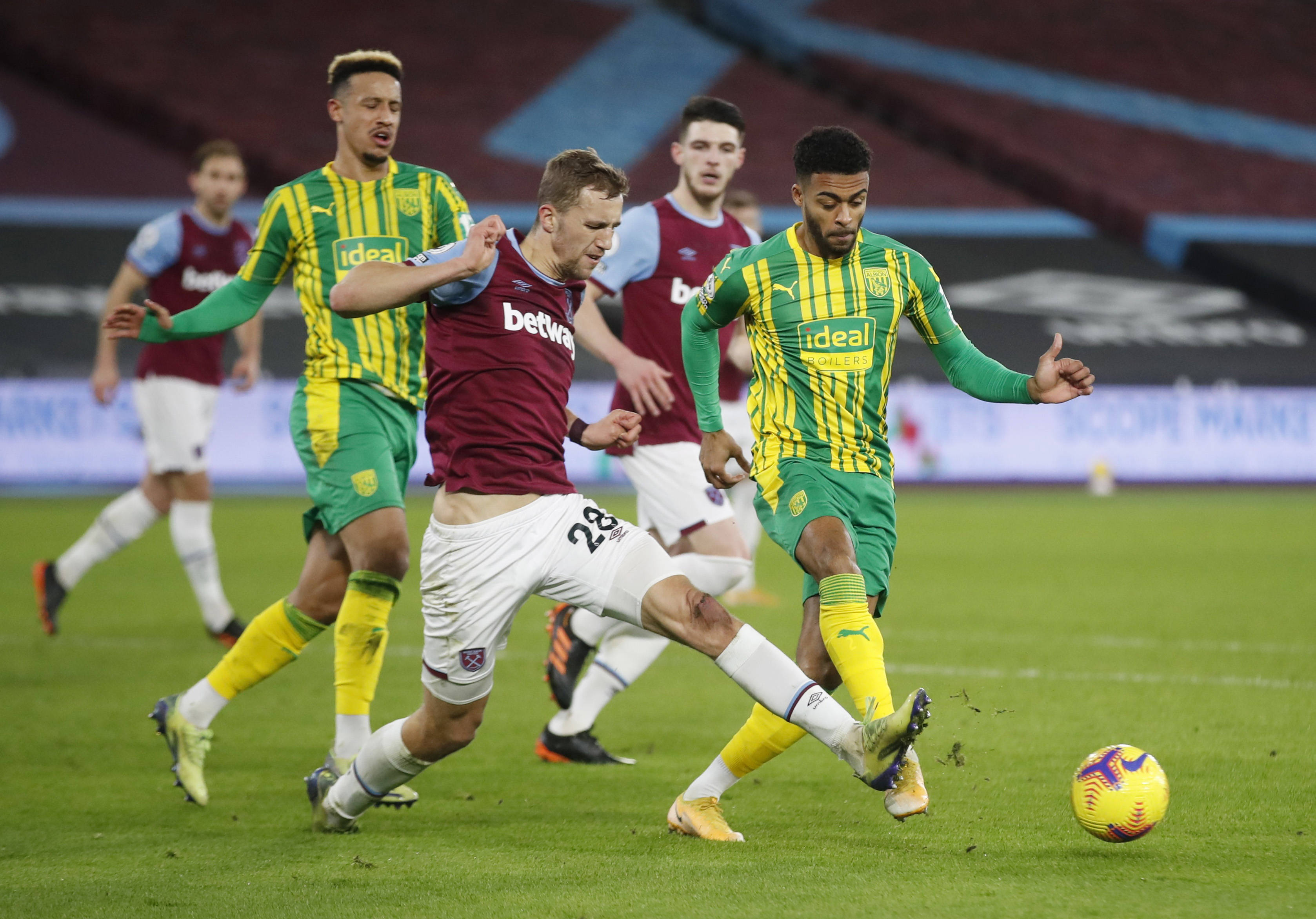 尽管身背黄 尽管身背黄